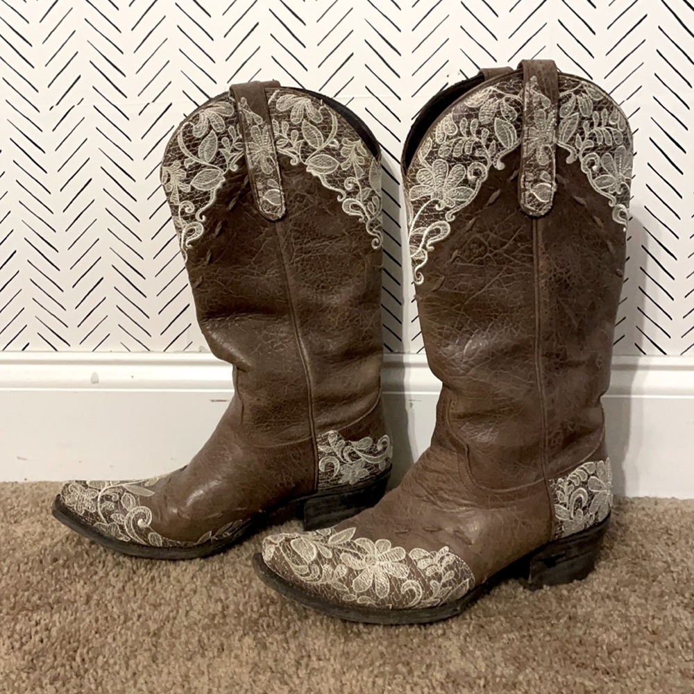 Lane Cowgirl Boots